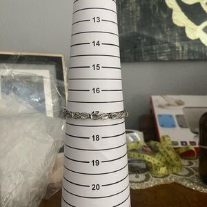 Elegant 925 Silver Infinity Bracelet with genuine diamonds